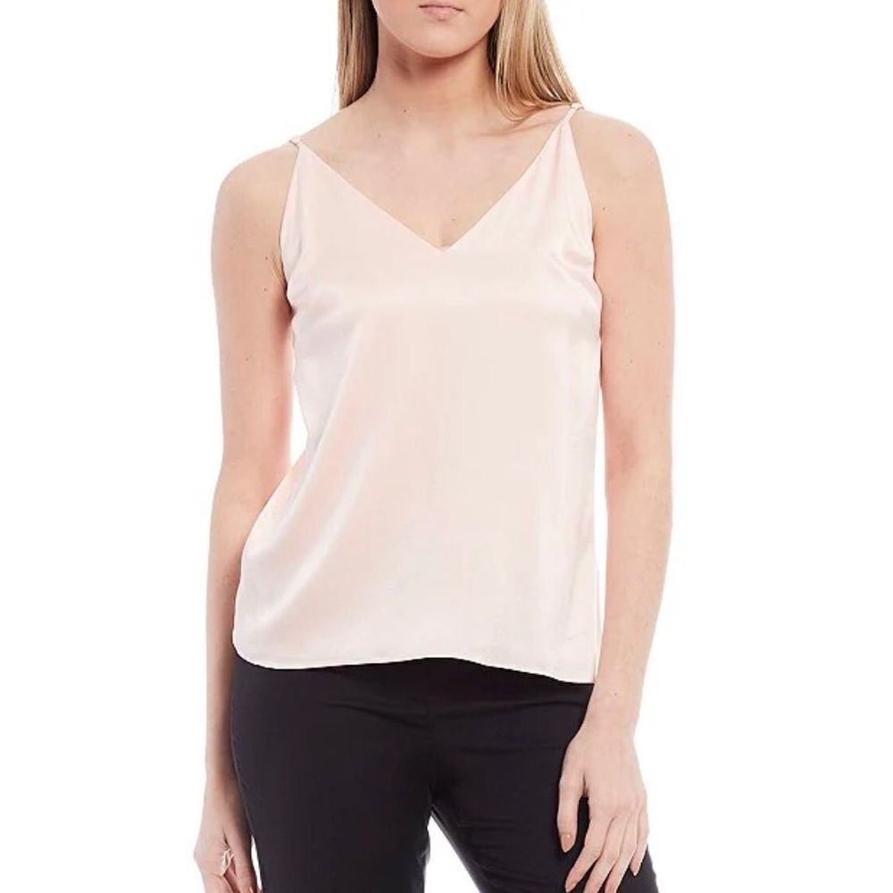 👍Antonio Melani 👍Stretch Silk blend V Neck Light Pink Sleeveless Blouse
